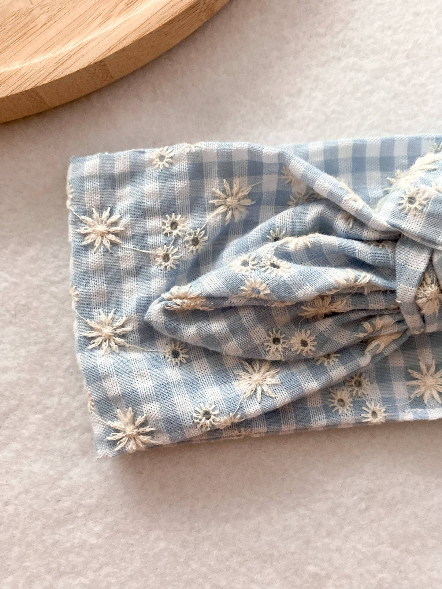 Bandeau bébé fille - bandeau vichy bleu avec broderie