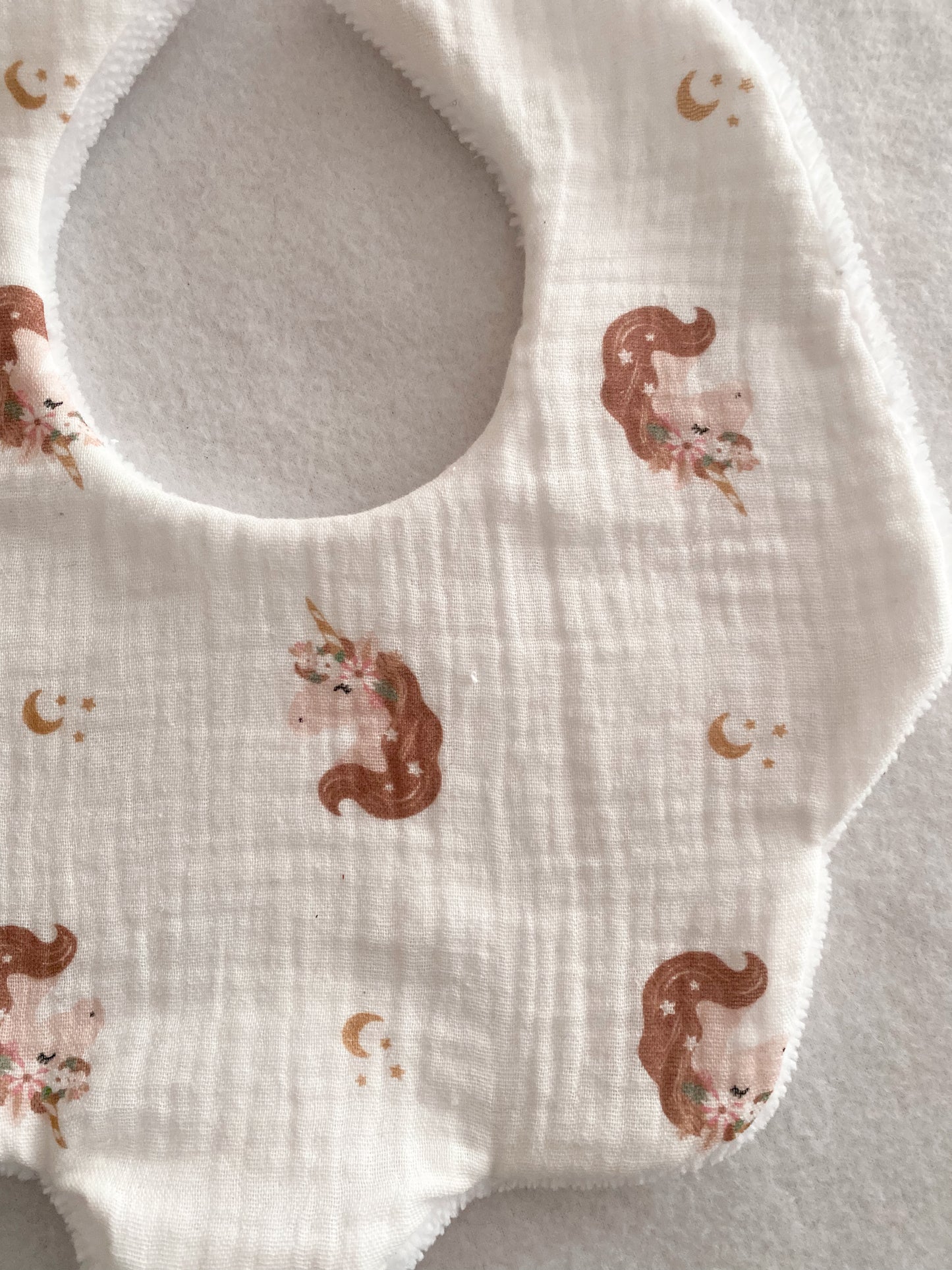 Bavoir pétale bébé - bavoir licorne