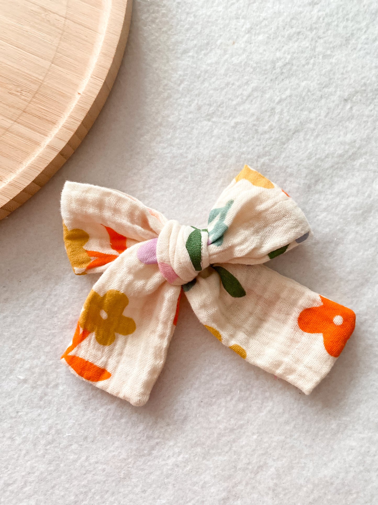 Noeud fleurs pour barrette ou chouchou
