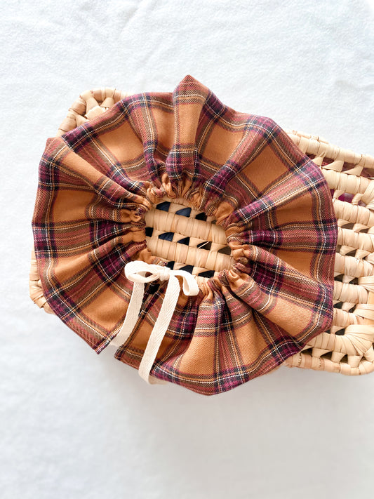 Col volanté vichy marron