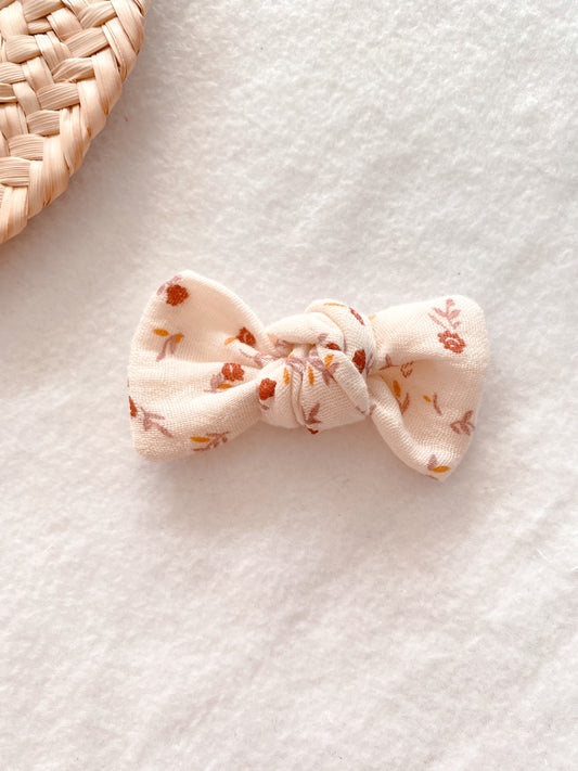 Barrette ou chouchou ou bandeau Louise