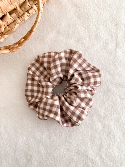 Chouchou vichy marron / scrunchie / chouchou cheveux / chouchou fait main