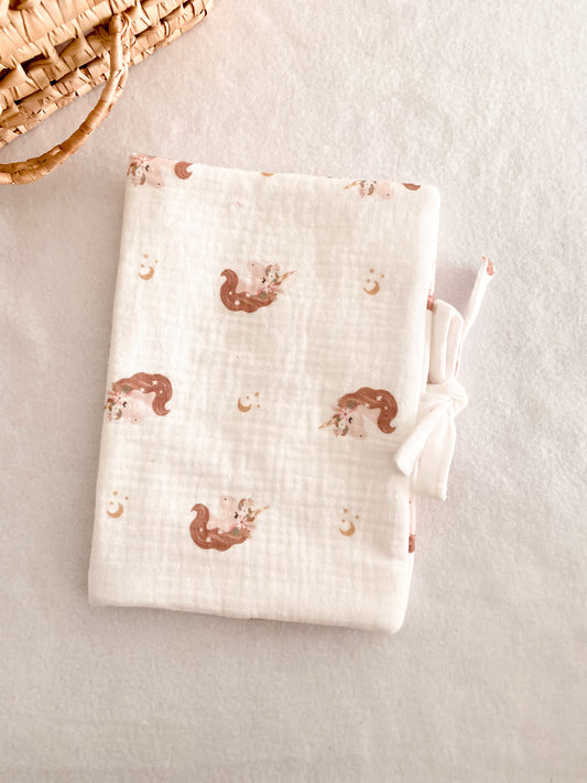 Protège Carnet de Santé Licorne - protège carnet de santé Bébé Personnalisé Prénom Fait Main – Cadeau Naissance