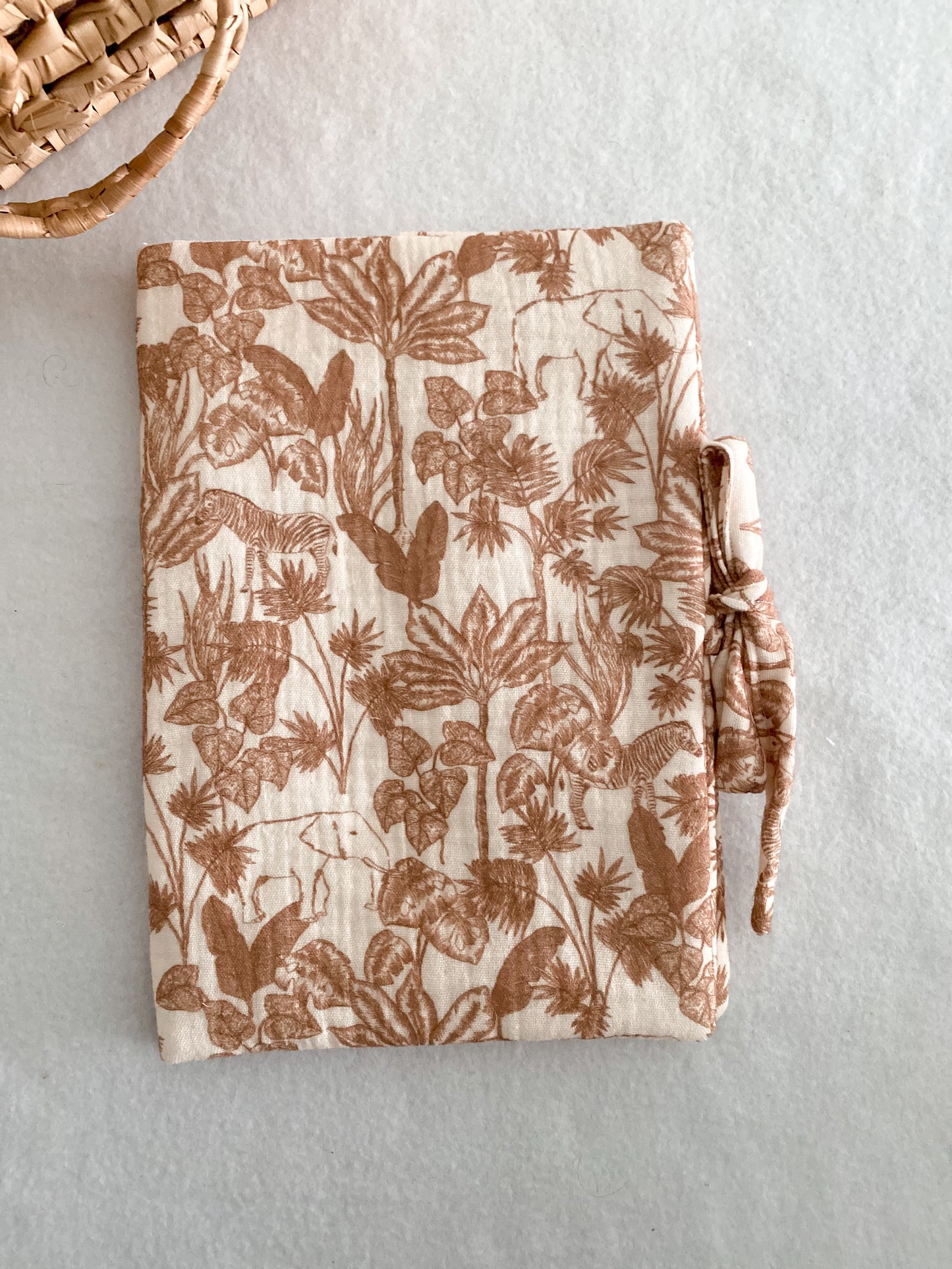 Protège Carnet de Santé Savane - protège carnet de santé Bébé Personnalisé Prénom Fait Main – Cadeau Naissance