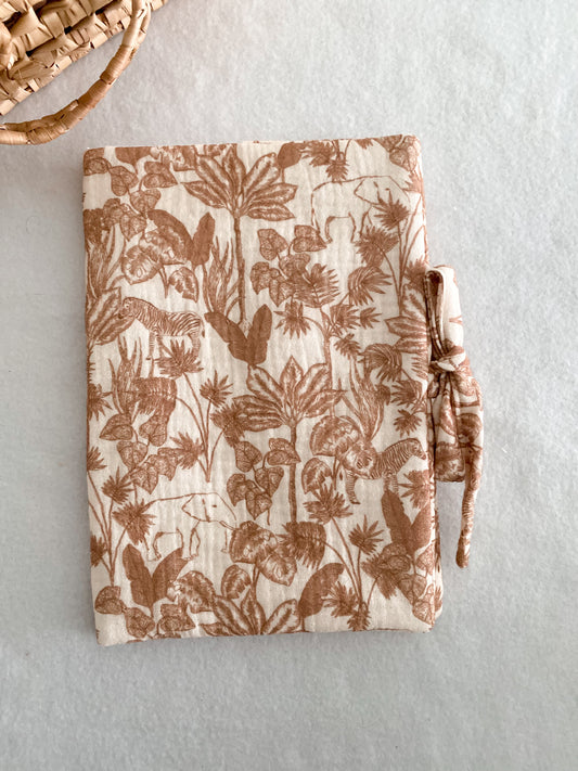 Protège Carnet de Santé Savane - protège carnet de santé Bébé Personnalisé Prénom Fait Main – Cadeau Naissance