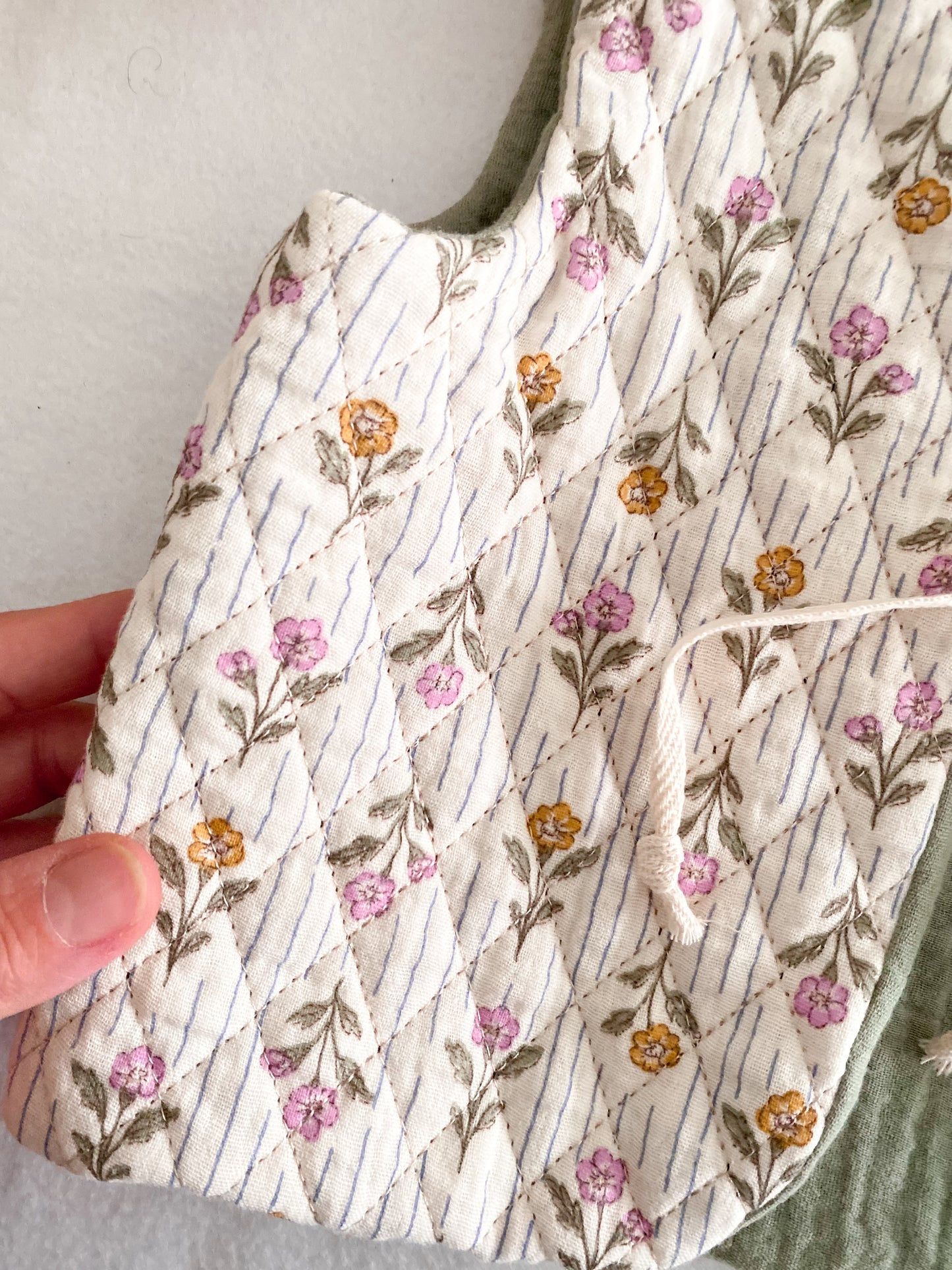 Gilet Berger Enfant – Veste Sans Manches Chaude et Douce - Gilet matelassé
